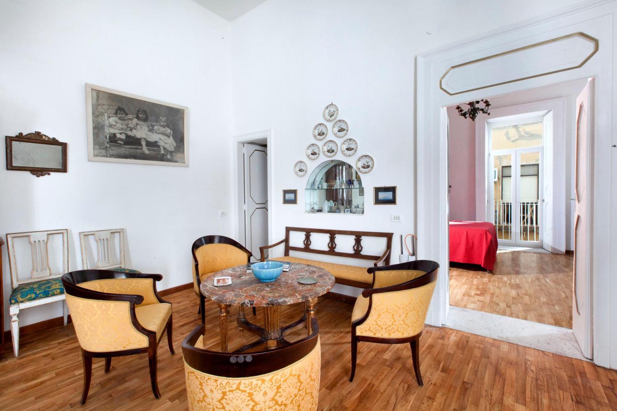Teresella Suite Napoli Bagian luar foto